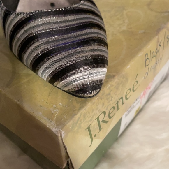J. Renee, silver/black shoes, size 7. - Picture 2 of 6